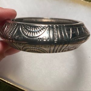Beautiful Clip Bracelet